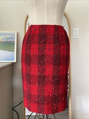 Vintage 1990s Emmanuelle Khanh Paris Red Bouclé Tweed Pencil Skirt